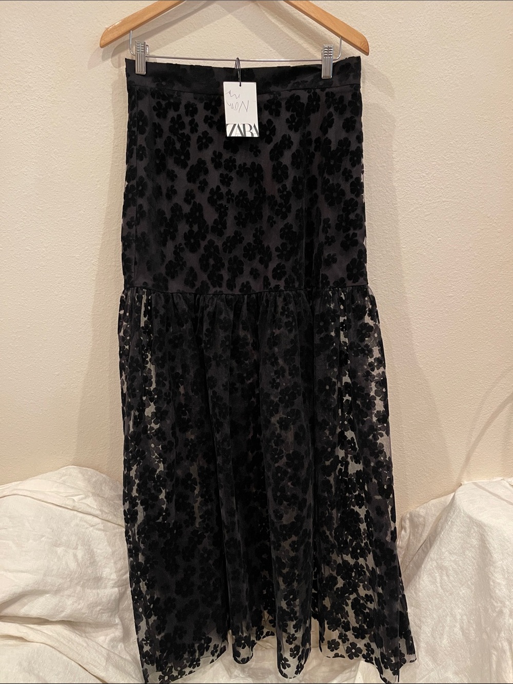 NWT Zara Black Velvet mesh transparent Floral Maxi Skirt